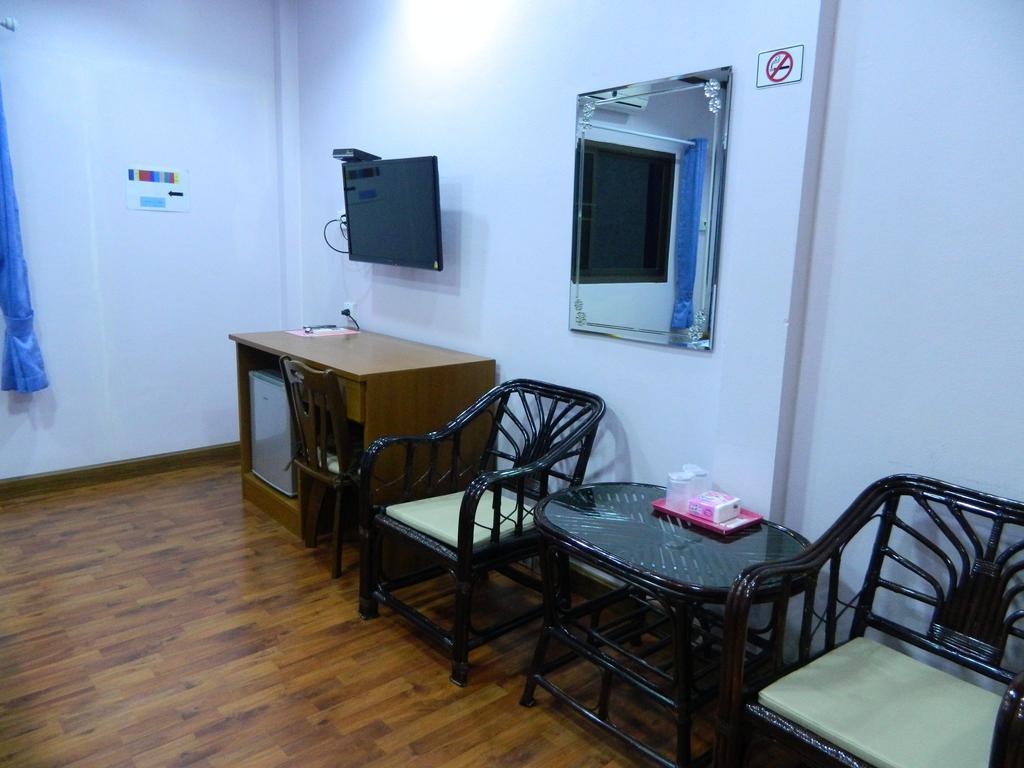 Garden Place Phetchabun Bagian luar foto