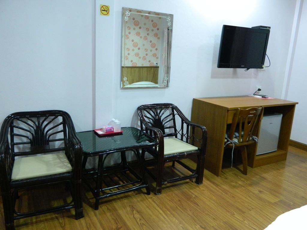 Garden Place Phetchabun Ruang foto