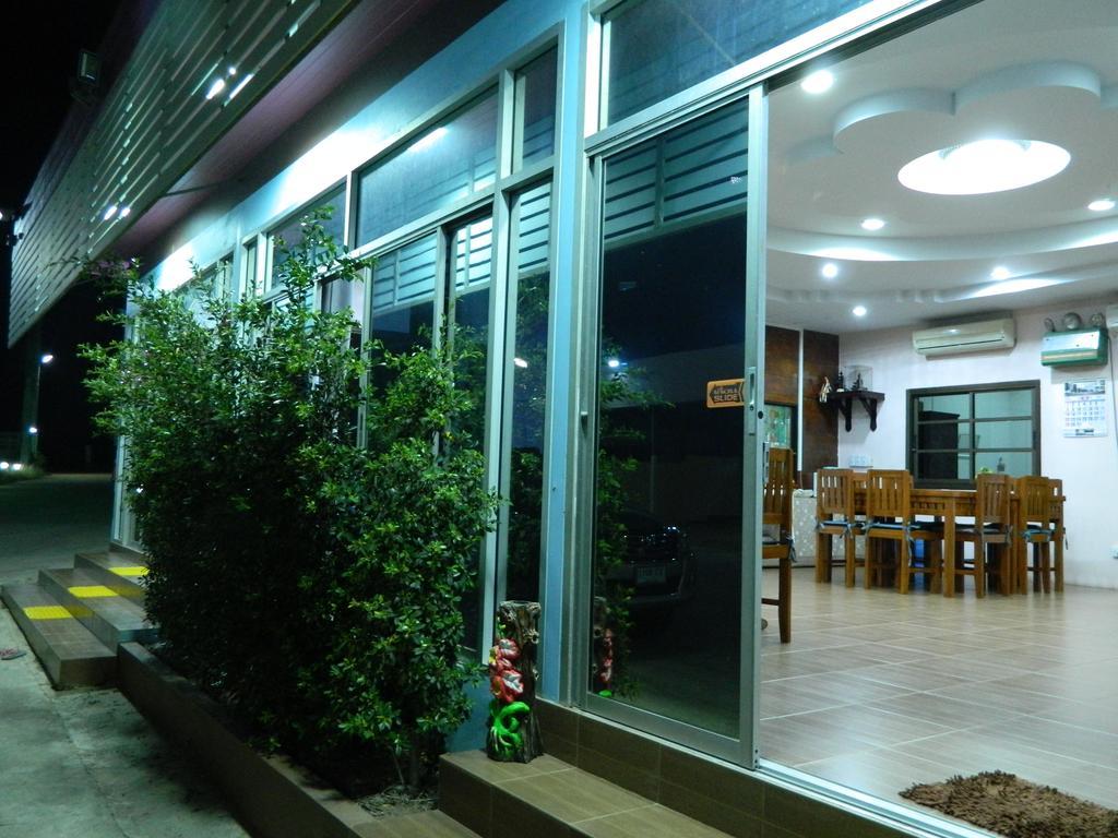 Garden Place Phetchabun Bagian luar foto